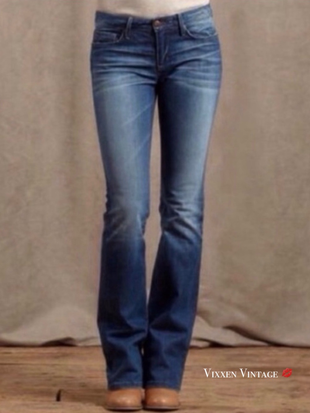 VINTAGE Y2K JOE'S LOW RISE 'THE HONEY CURVY BOOTCUT JEANS' IN PHOEBE DESTROY
